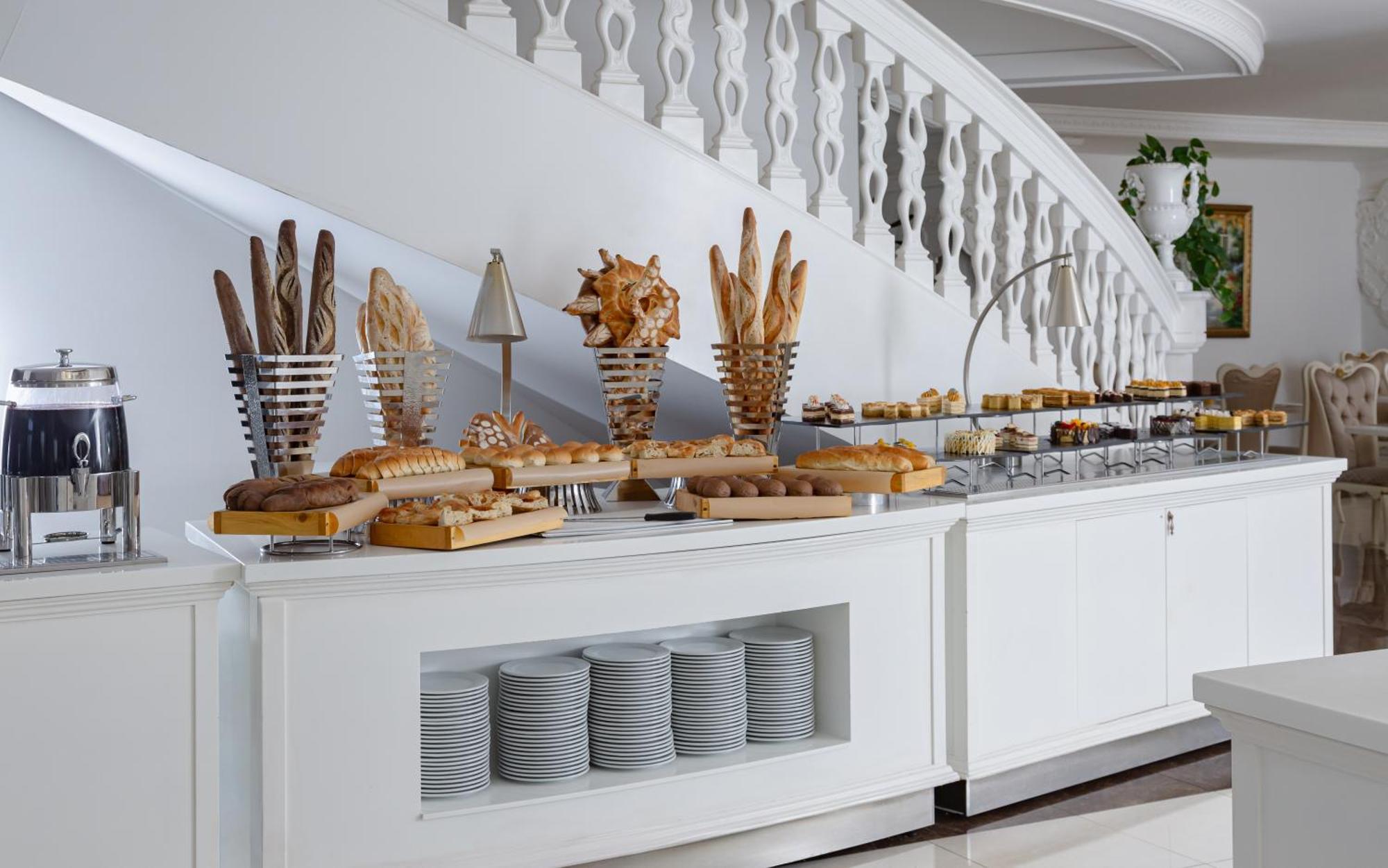 Shamakhi Palace Sharadil Seredil Buitenkant foto A bread station