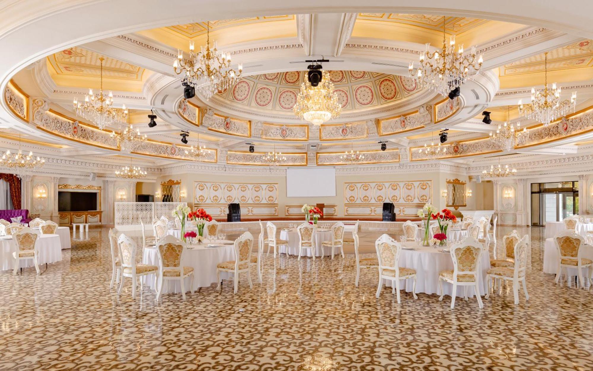 Shamakhi Palace Sharadil Seredil Buitenkant foto The ballroom